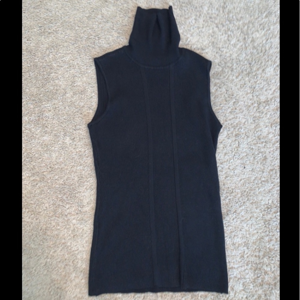 Turtle neck sleeveless sweater (never worn)